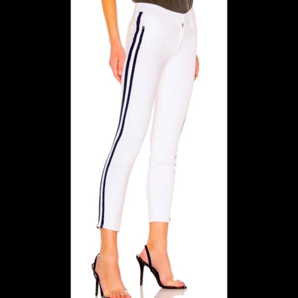 Mother “Looker” Skinny Ankle Jeans. SZ 26. Worn twice. True to size.